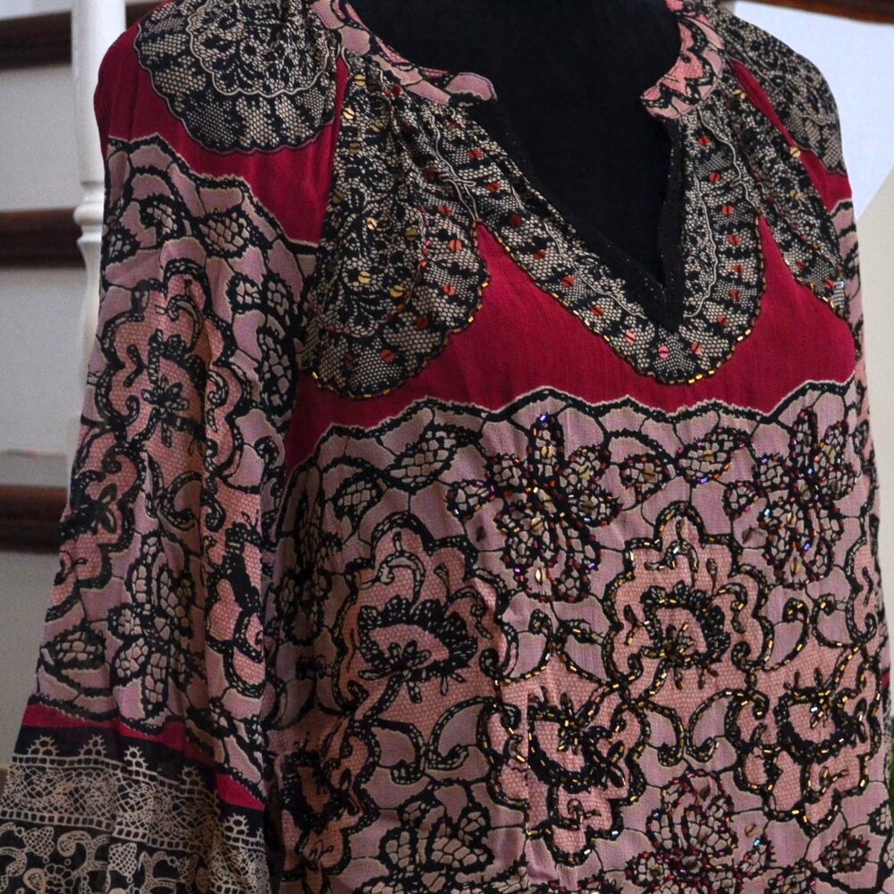 Bila Beaded sparkle blouse Black lace design Red & Mauve LARGE